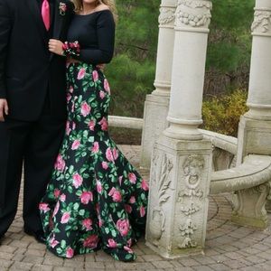 2016 Sherri hill prom dress