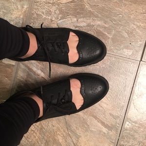 Call it Spring Black Oxfords