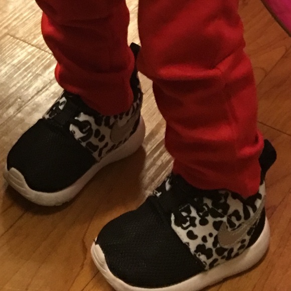 Nike Roshe runs 4c