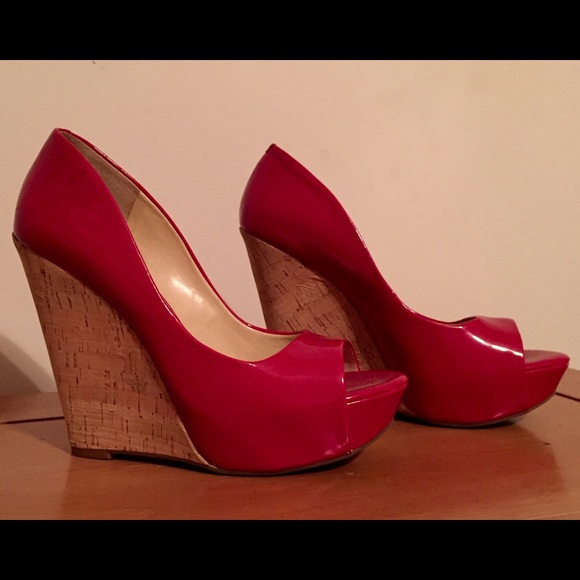 Jessica Simpson wedges