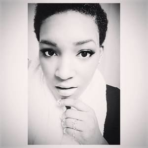 Meet your Posher, Akila