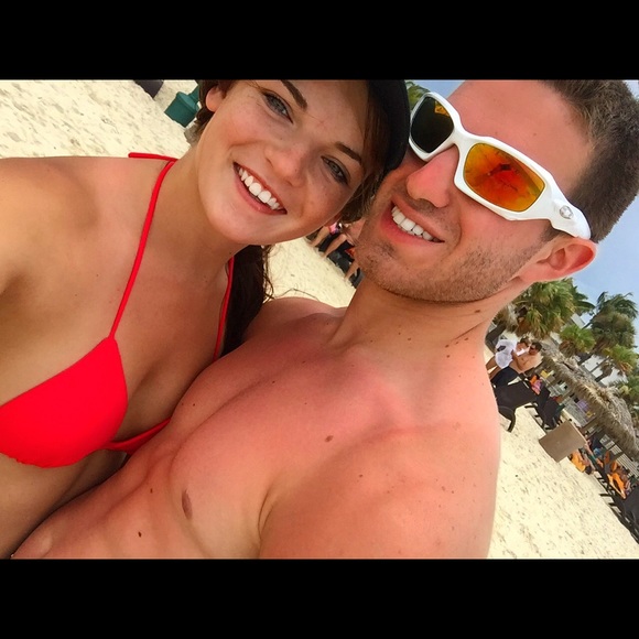 Meet your Posher, Taylor - Picture 1 of 1