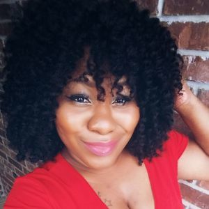 Meet your Posher, Melissa meloumelz