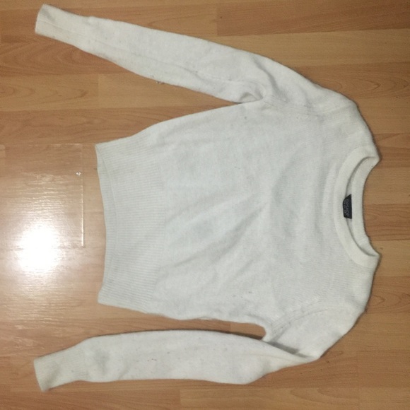 White cropped TopShop sweater