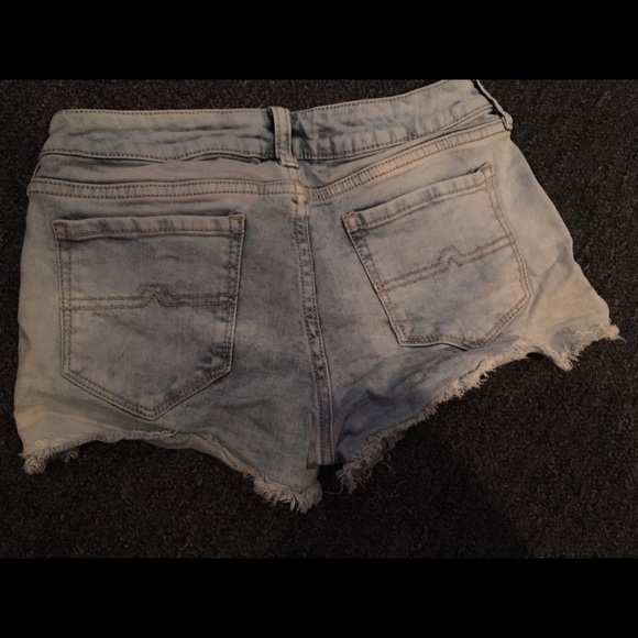 Jean Shorts - Picture 2 of 2