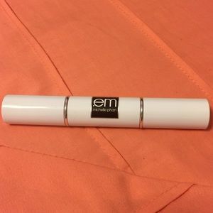 Em Michelle Phan Chiaroscuro Stick