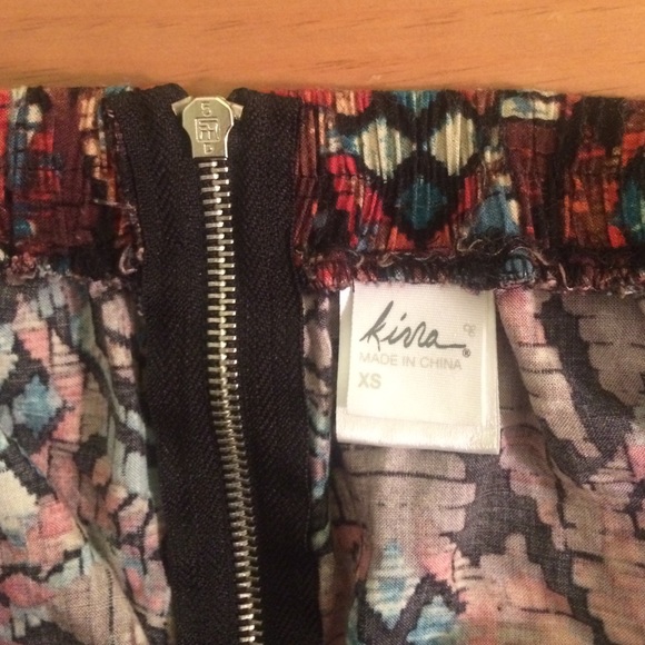 Aztec Print Mini Skirt - Picture 3 of 3