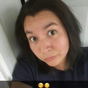 Meet your Posher, Stefany