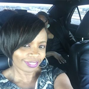 Meet your Posher, Larhonda