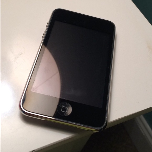 I pod 8gb.  Fully functioning