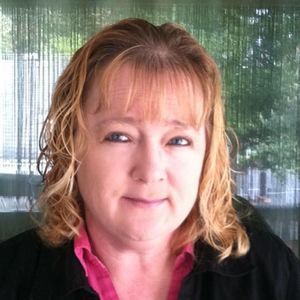 Meet your Posher, Teresa