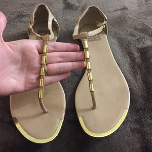 Very cute tan and gold sandals