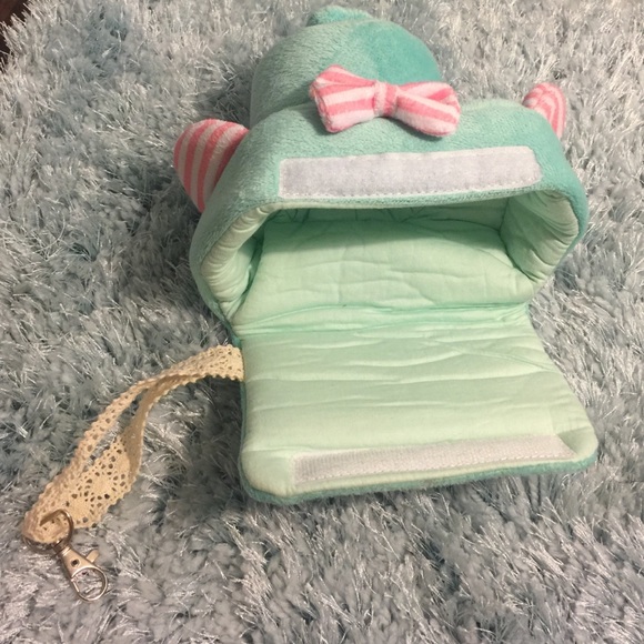 Camera case - Picture 3 of 4