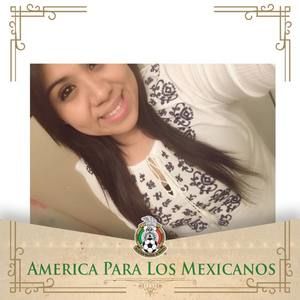 Meet your Posher, Stefany