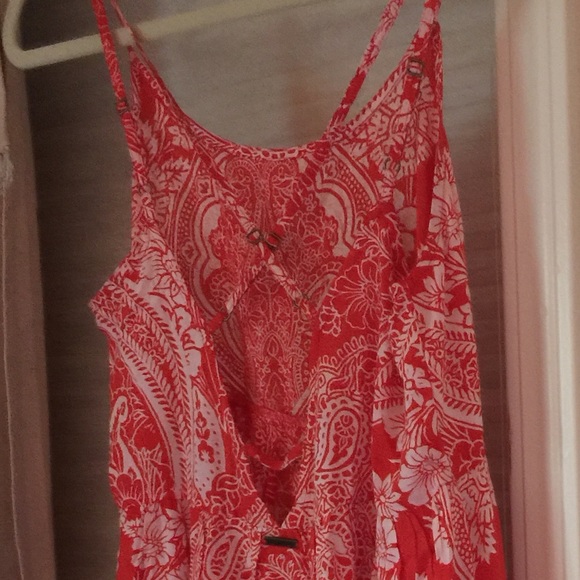 Billabong coral print dress criss-cross back NWOT - Picture 3 of 3