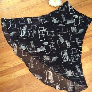 LAPIS FLOWING BLACK & WHITE SKIRT