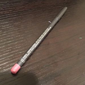 Mac lip pencil in Soar.Currently sold out at Mac.