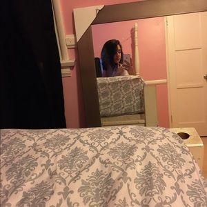 Meet your Posher, Priscilla