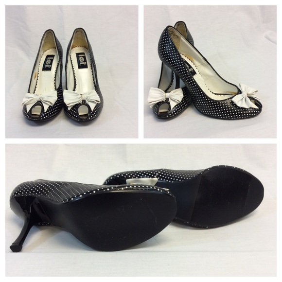 l.e.i. VINTAGE Polka Dot Open Toe Pumps - Picture 4 of 4
