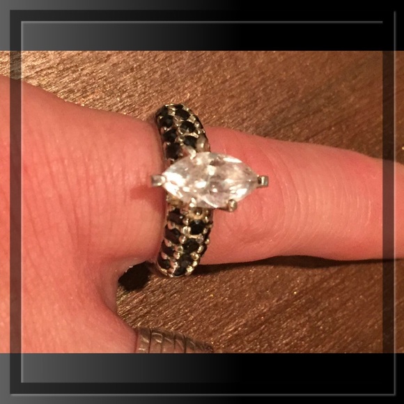 Sterling Silver Ring - image 4