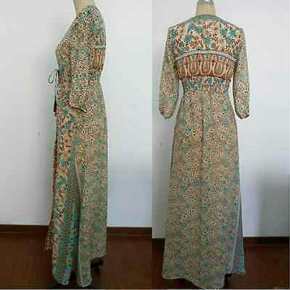 Beautiful Western Style Maxi Dress - Picture 3 of 8