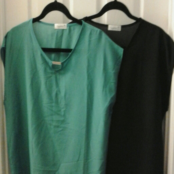 2 tops