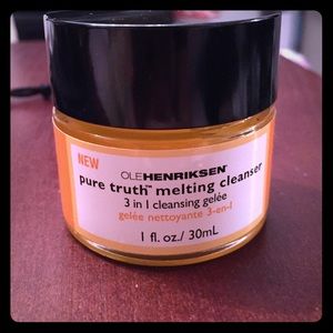 OLE HENRIKSEN Pure Truth™ Melting