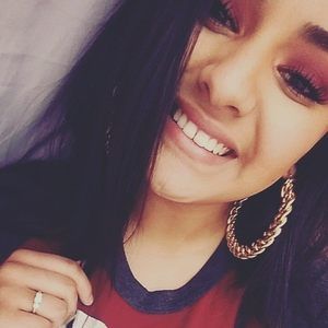 Meet your Posher, Mari