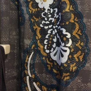 Meet your Posher, Elaine