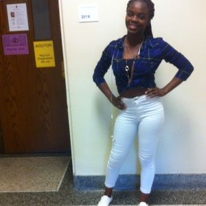 Meet your Posher, Ifeatu