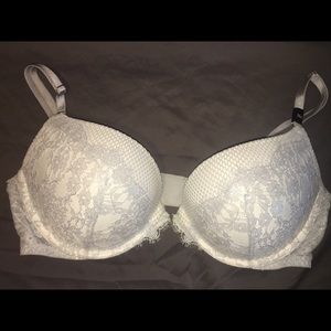36 C Victoria's Secret Push Up Bra