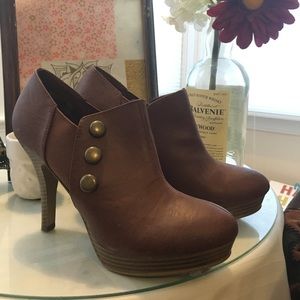 Leather booties