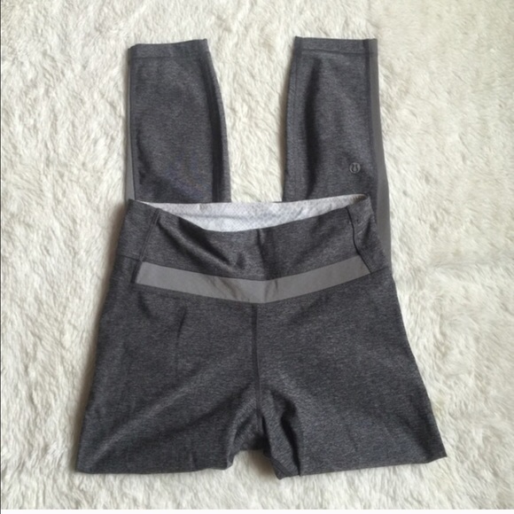 lululemon athletica Pants - Lululemon reflective tights sz 4