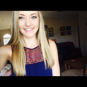 Meet your Posher, Nicole