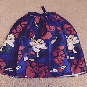 High waist floral skirt