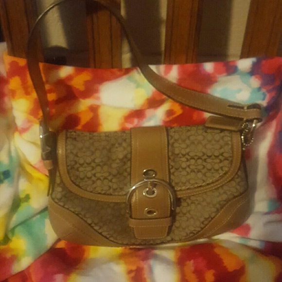 Handbags - Coach Purse