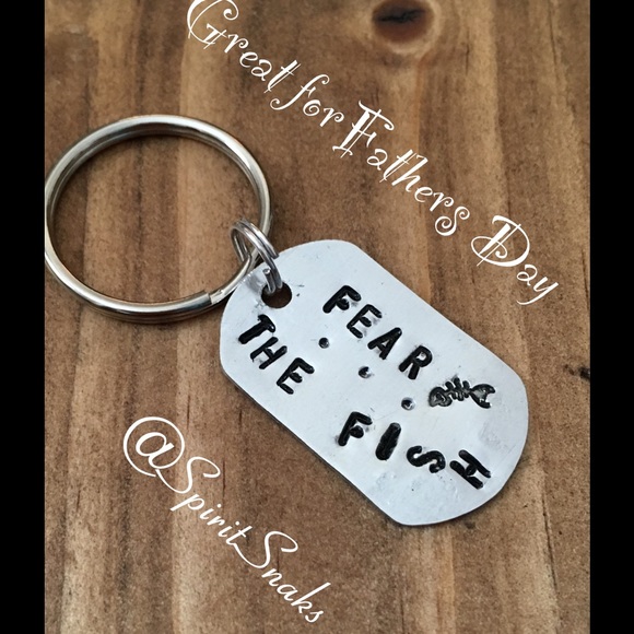 🐠Fear the Fish🐠Custom Dogtag Keychain🐠