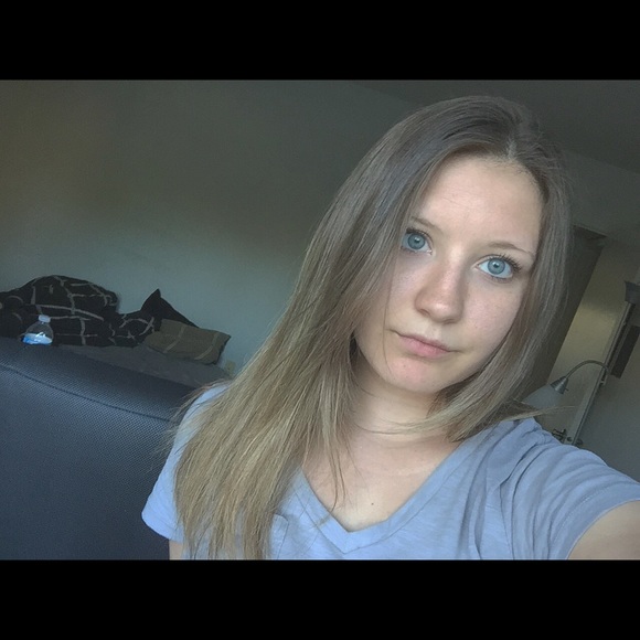 Meet your Posher, Mercedes