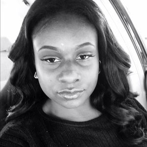 Meet your Posher, Bria