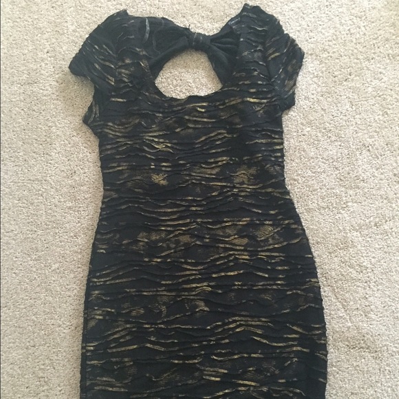Black and gold key hole dress - Picture 1 of 1