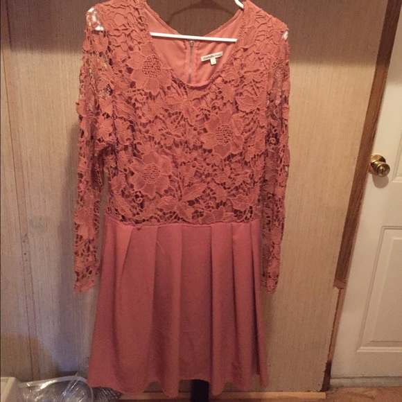 Muave lace Dress 👗