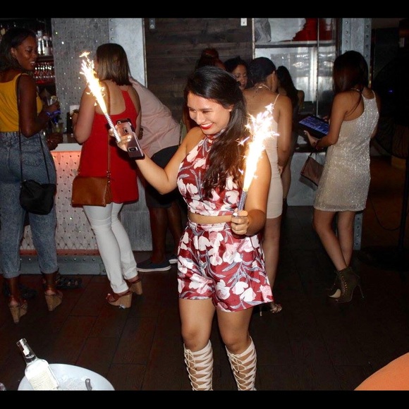 Meet your Posher, Stephanie - Picture 2 of 7