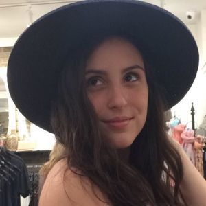 Meet your Posher, Alyssa