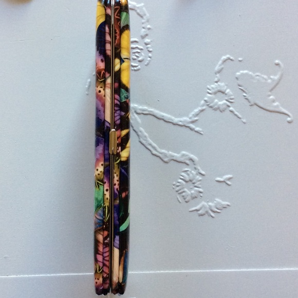 Butterfly Wallet New with Tag - Picture 3 of 3