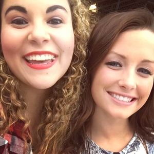 Meet your Posher, Carly