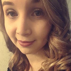 Meet your Posher, Sayra