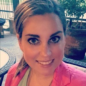 Meet your Posher, Jacqueline