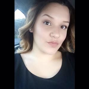 Meet your Posher, Adriana