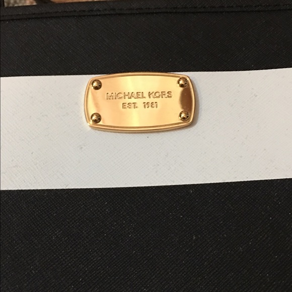 Michael Kors Large Jetset Stripe. Price Firm - Picture 5 of 8