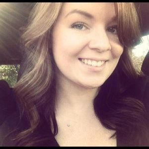 Meet your Posher, Cait